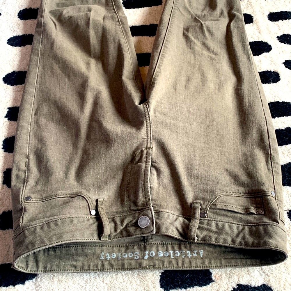Army green skinny jeans!
